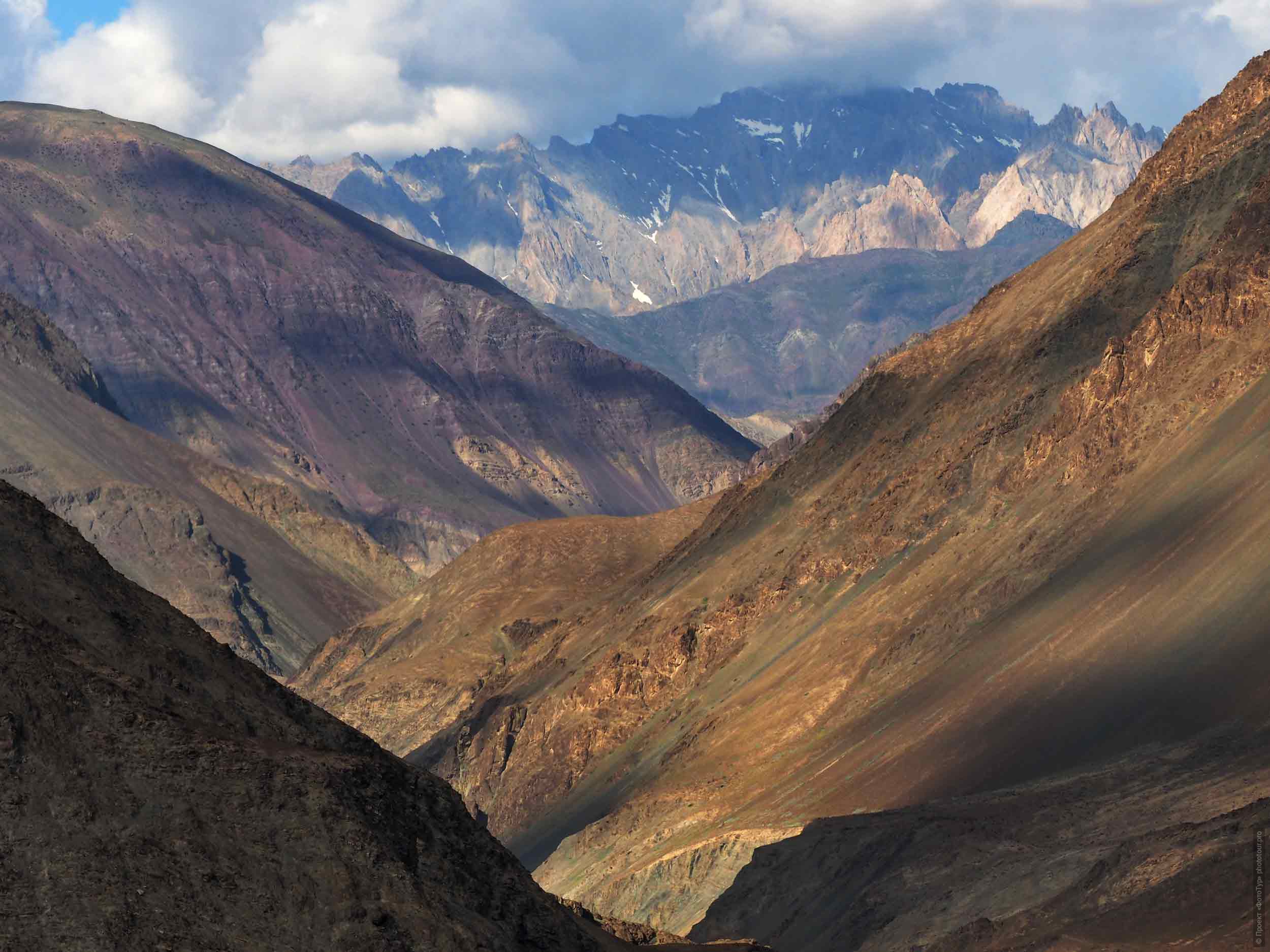 Sandzak Valley. Budget photo tour Legends of Tibet: Zanskar, 30.08. - 09.09.2025.