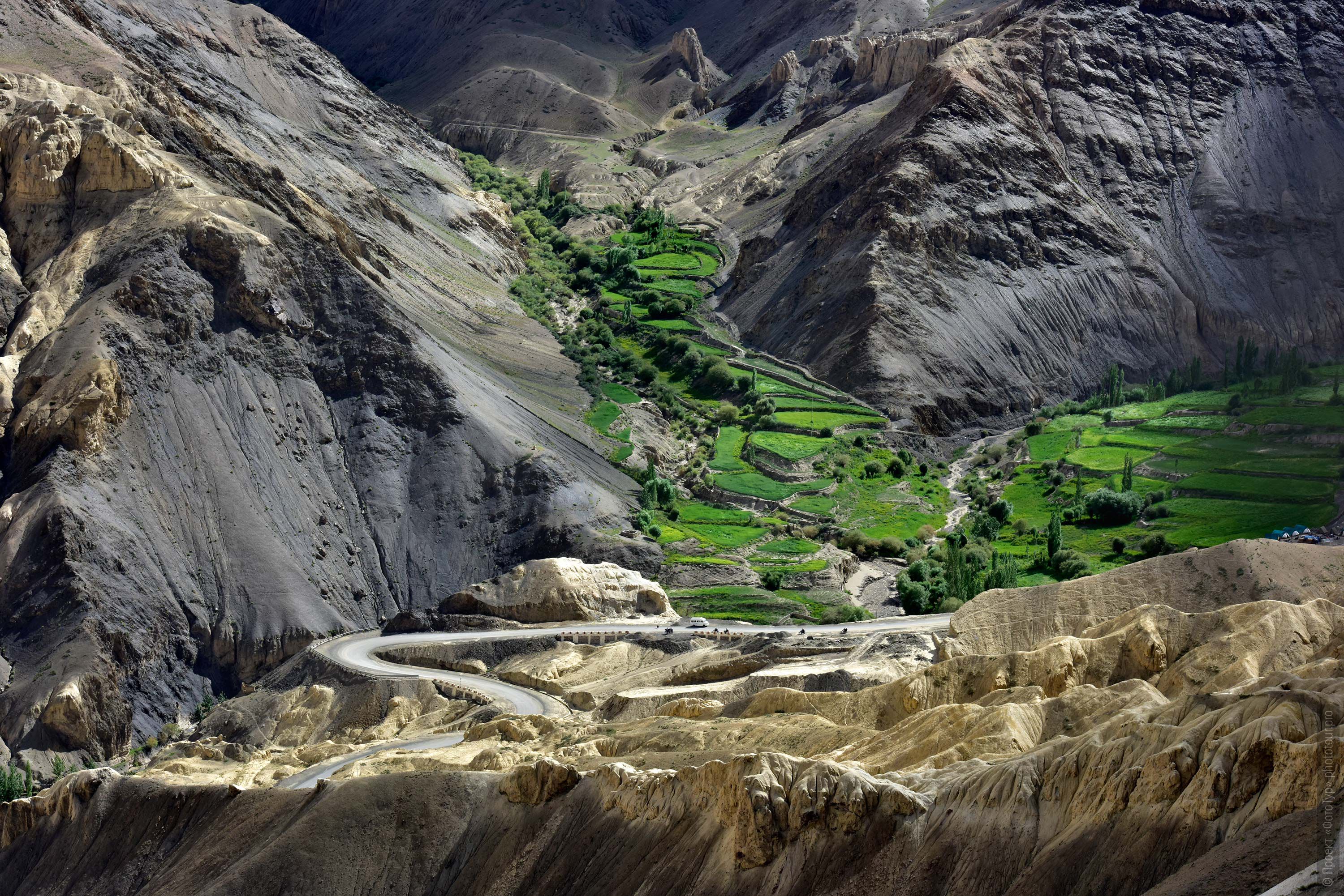 Lamayuru, Moon Land. Tour for artists in Tibet: Watercolor-1: Watercolor painting in Ladakh with Pavel Pugachev, 04.08. - 13.08. 2019.