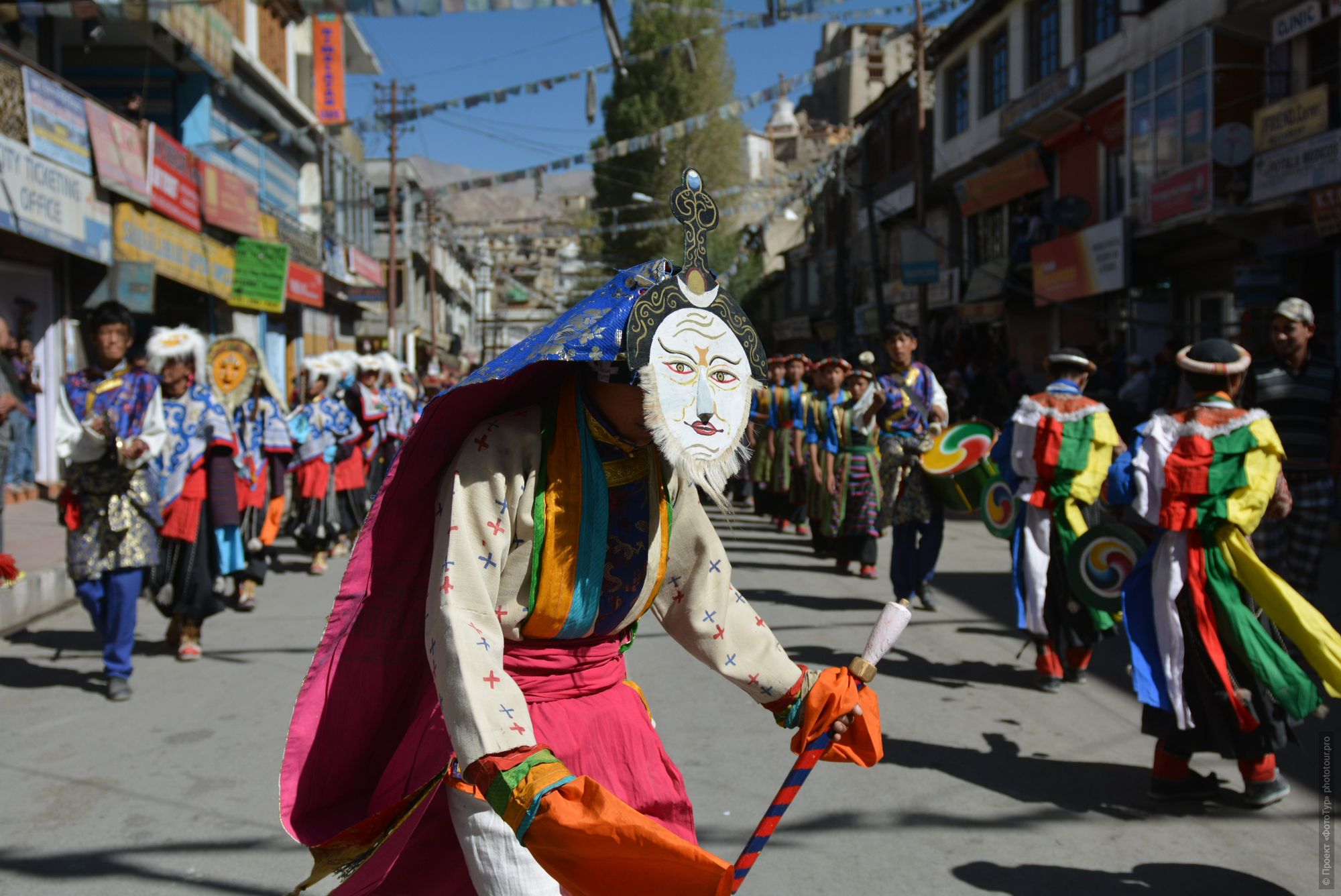 The parade of masks in Leh. Budget photo tour Legends of Tibet: Zanskar, 30.08. - 09.09.2025.