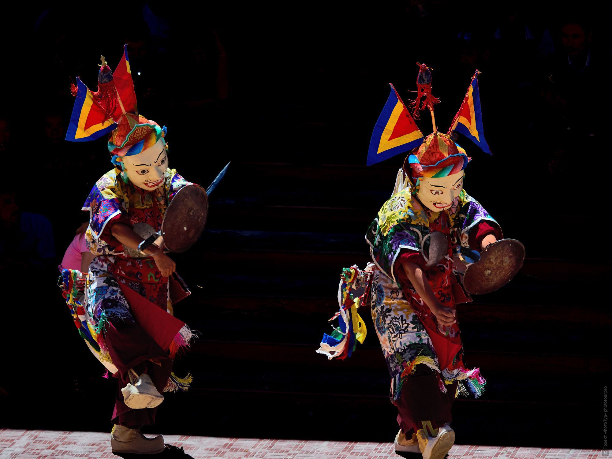 Buddhist mystery Dak-Tok Tsechu, Ladakh and Nubra Budget Tour, 04.08. - 13.08. 2019.