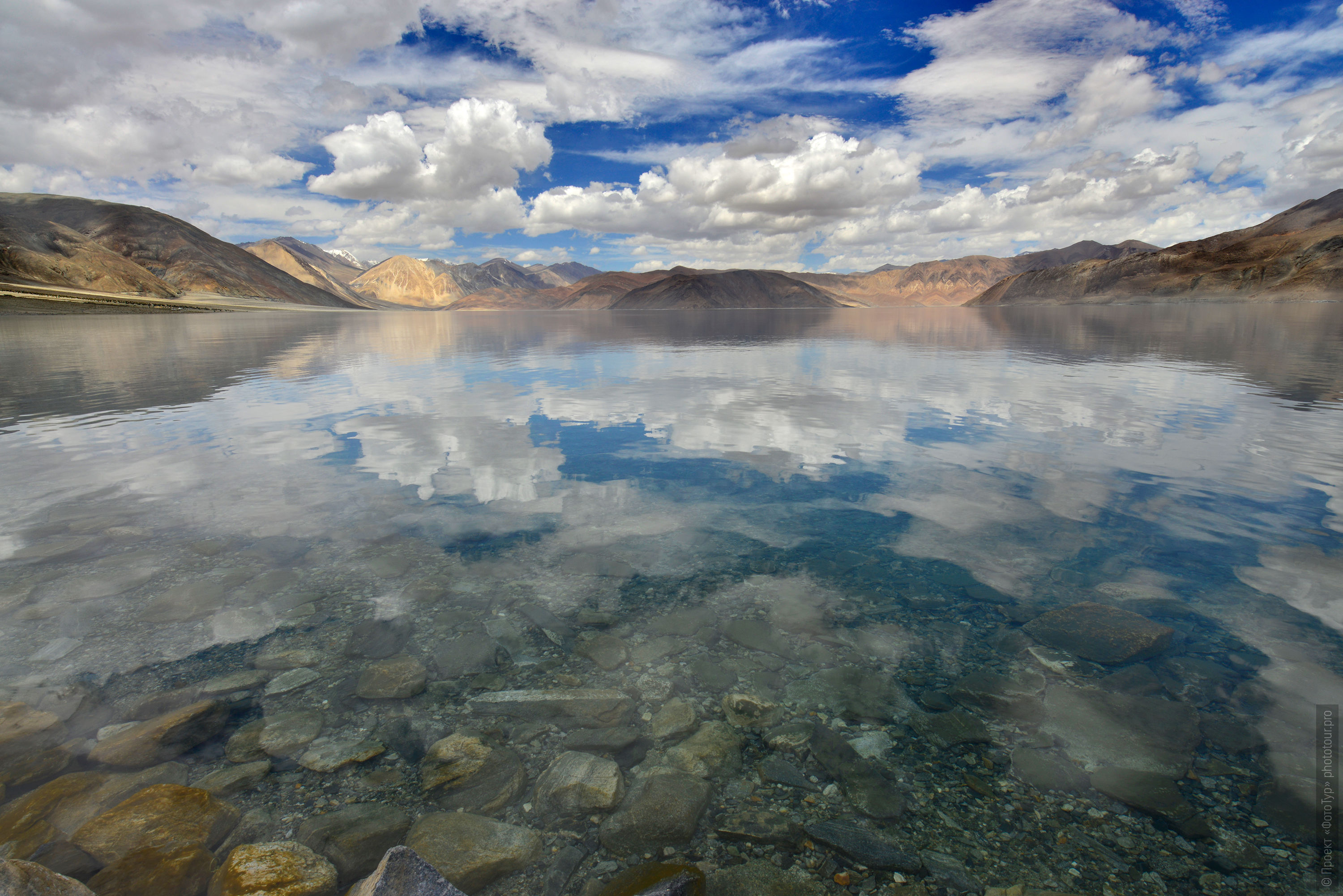 Photo tour Tibet Lakes: Pangong, Tso Moriri, Tso Kar, Tso Startsapak, 27.06. - 08.07.2018.