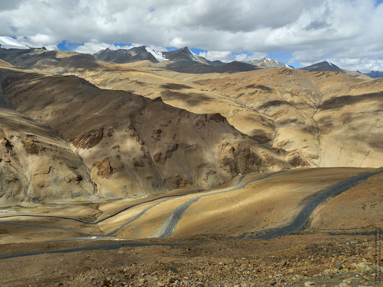 Ladakh Tour for women, travel and acquaintance with the culture of Tibetan matriarchy, Ladakh tour for women, August 31 - September 14, 2019.