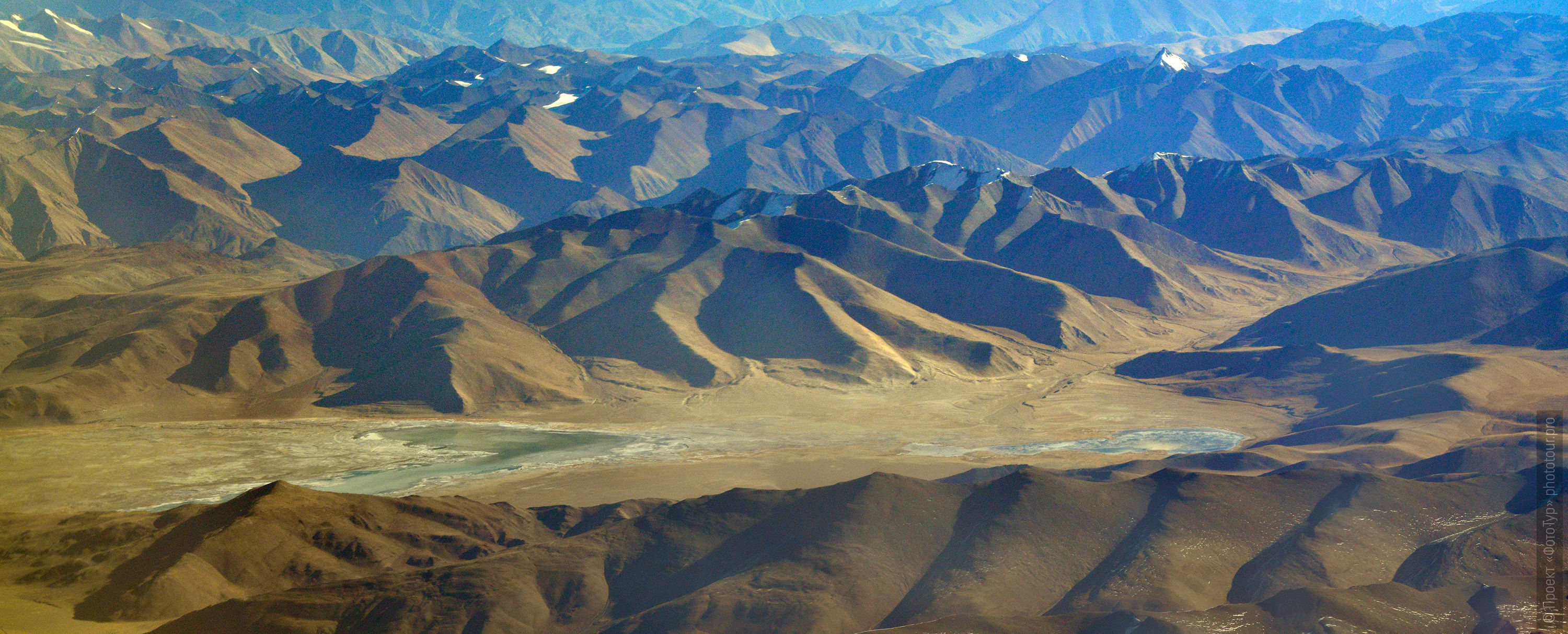 Lake Tso Kar with a bird's-eye view. Budget tour Ladakh and Nubra, July 21 - 30, 2018.