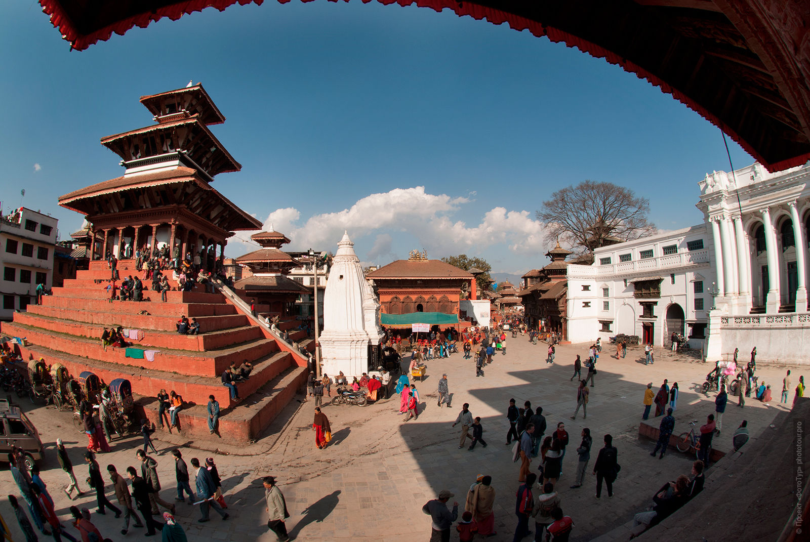   (Durbar Square)    .      .